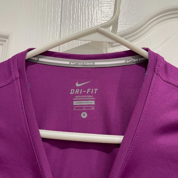 WOMENS NIKE DRIFIT RUNNING TOP - Picture 2 of 2